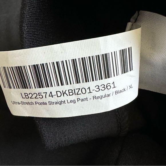 Quince Ultra-Stretch Ponte Straight Leg Pant - Picture 10 of 10